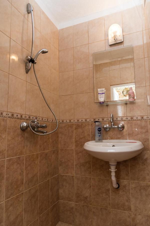 Elevating Moments Apartment Burgas ภายนอก รูปภาพ