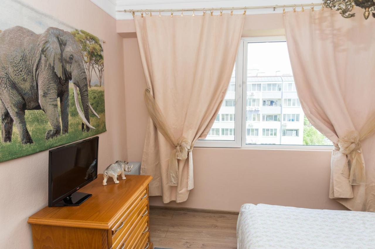 Elevating Moments Apartment Burgas ภายนอก รูปภาพ