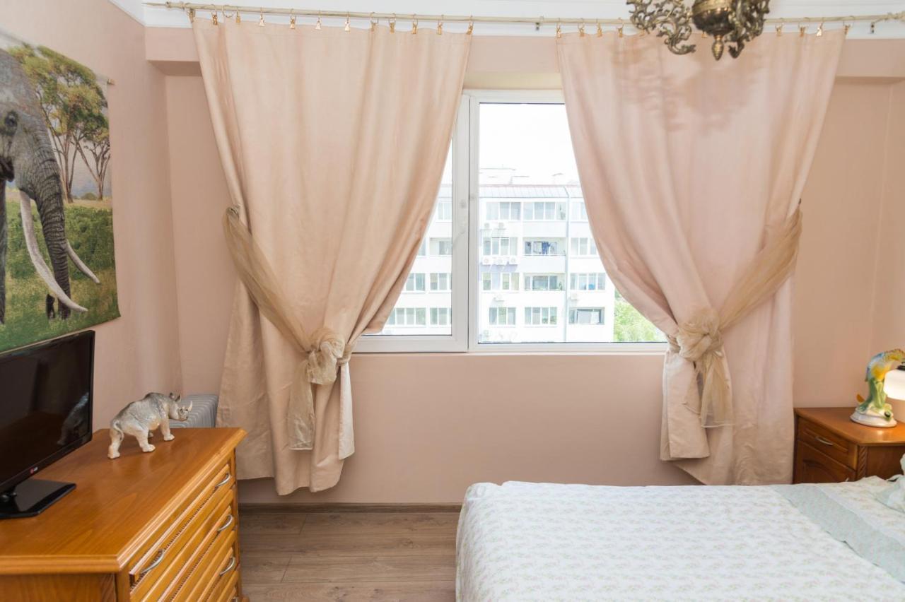Elevating Moments Apartment Burgas ภายนอก รูปภาพ