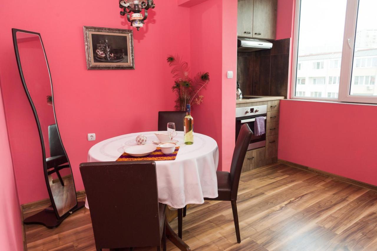 Elevating Moments Apartment Burgas ภายนอก รูปภาพ